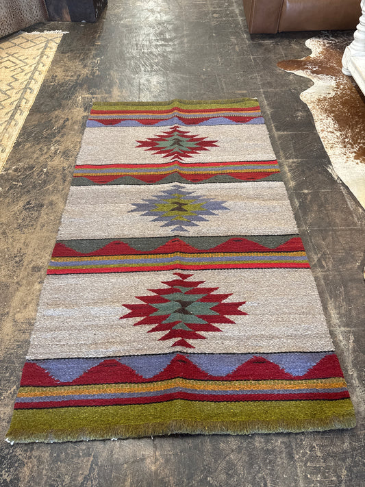 ES Sm Hand Woven Rug 72”•40”