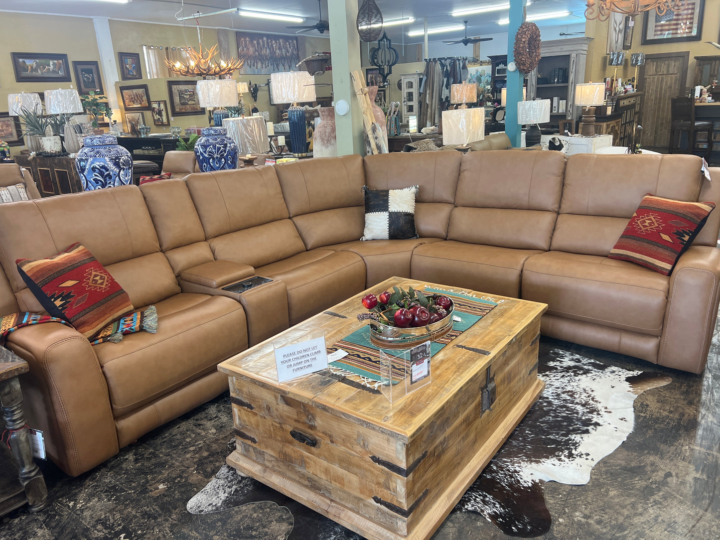 PH MBEL SECTIONAL