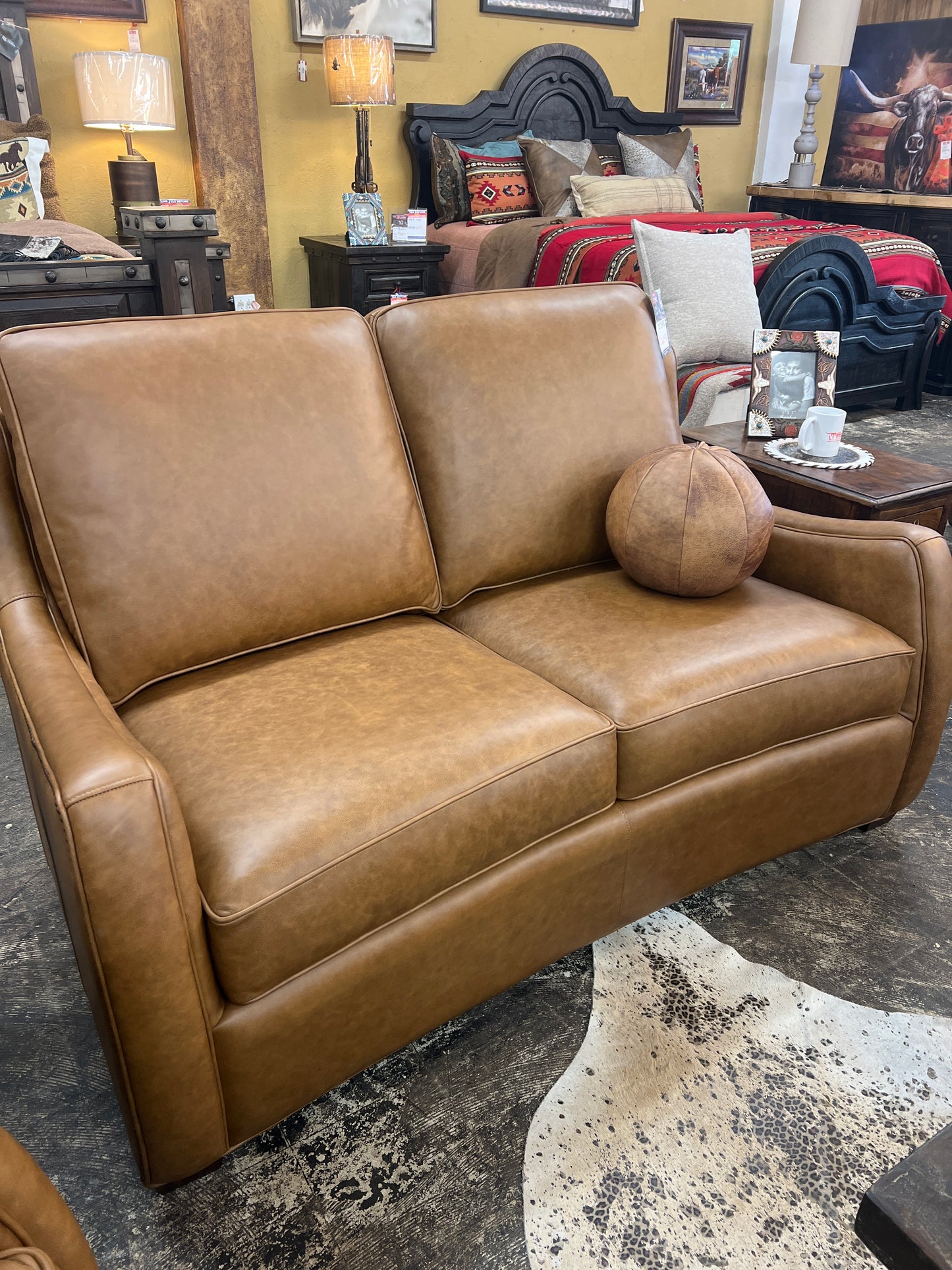 PH SCHN-922-RECI Stationary Loveseat