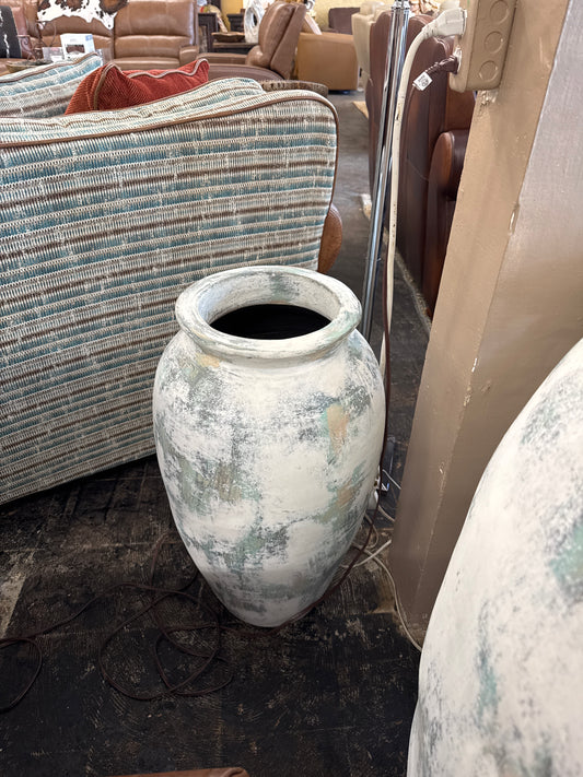 F6 UR299 Lupita Pot SM