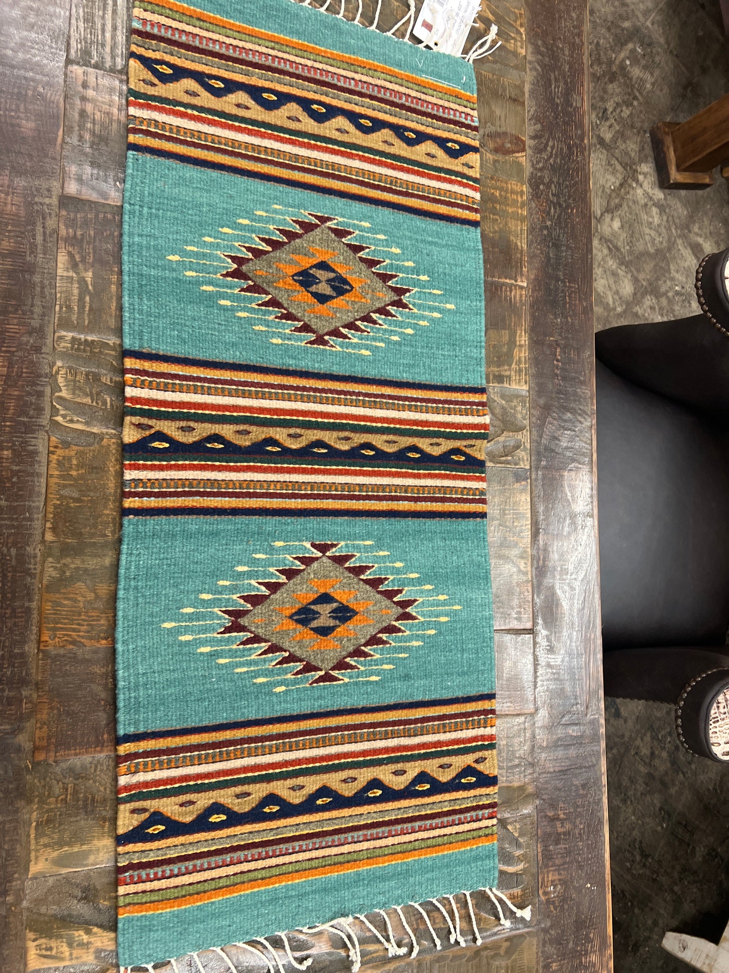 ES Sm Table Runner 16”*3’3”
