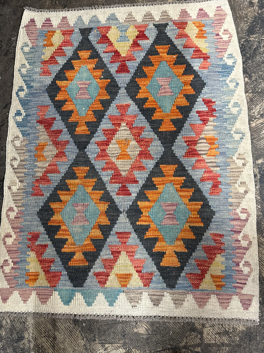 Kilim Hand Knotted Woolen Carpet 3’9*2’10”