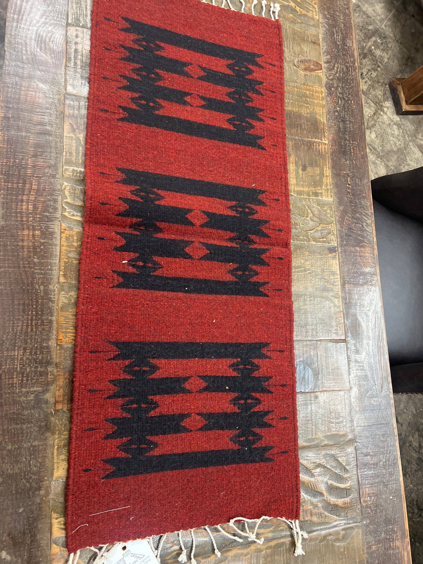 ES Sm Table Runner 16”*3’3”