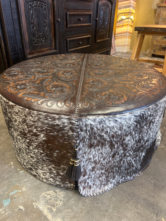SR OTTOMAN 38"