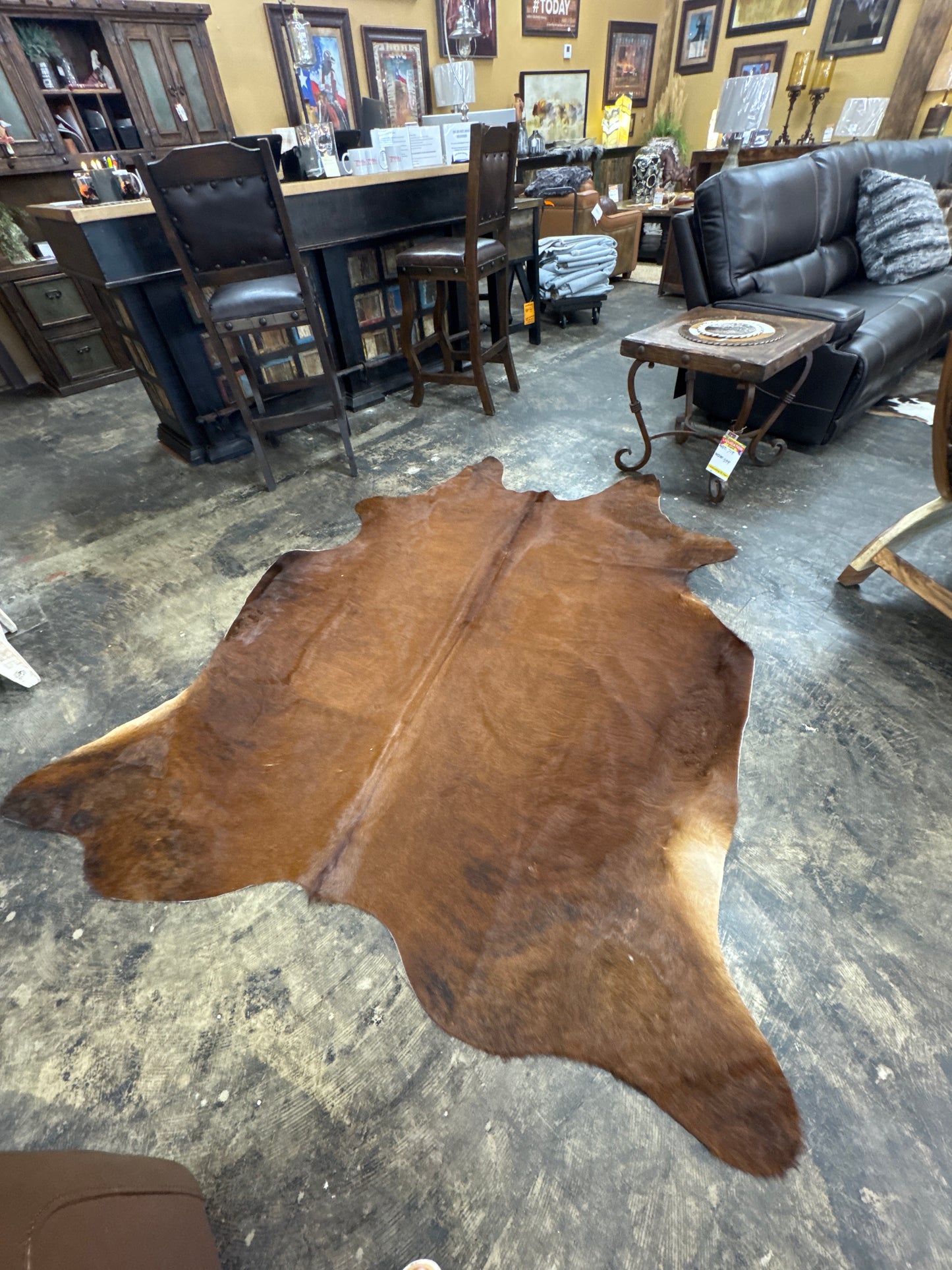Brown Cowhide Large Size (3-5 sqm)