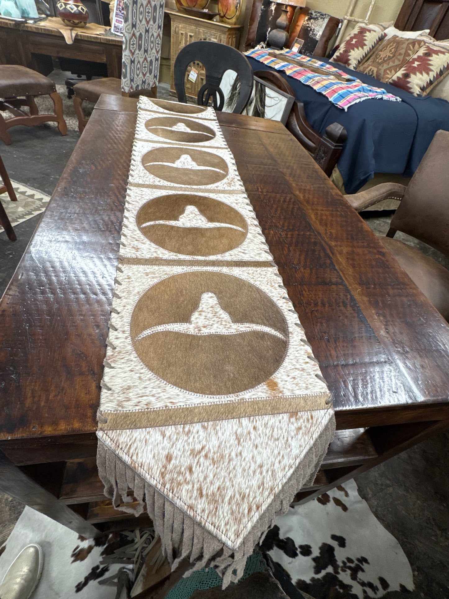 Table Runner Model 1 - Longhorn, with Fringes, Size 1'X6' 00001034