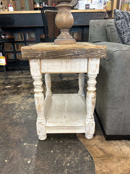 F4 Liliana End Table White