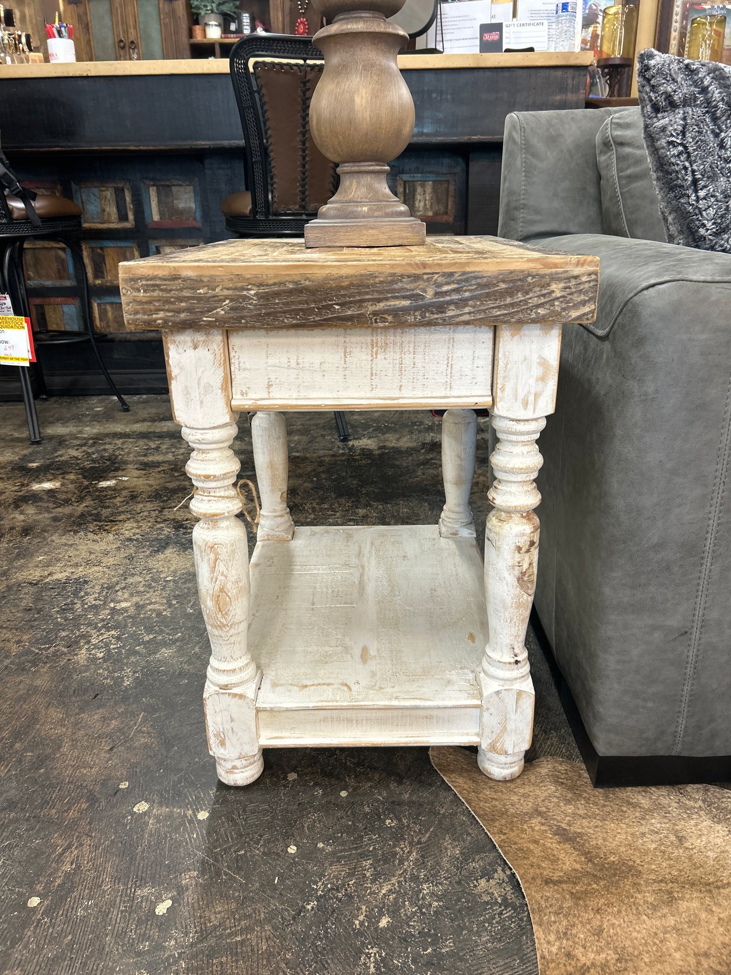 F4 Liliana Sm End Table