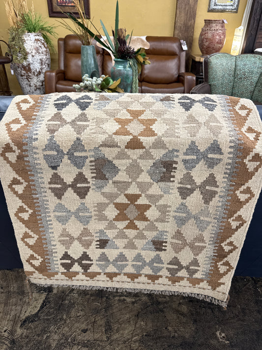 Kilim Hand Knotted Woolen Carpet 2’7”*3’4”