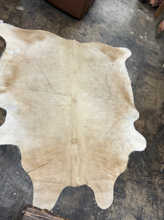 Beige Cowhide Large Size (3-5 sqm)