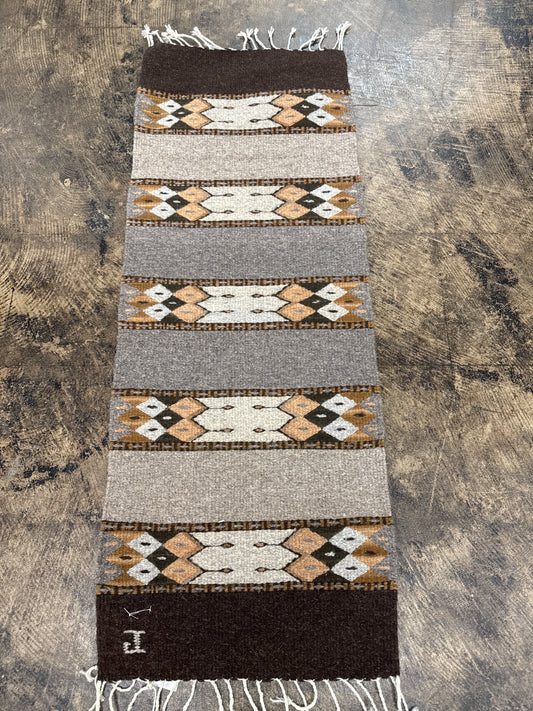 ES Sm Table Runner 16”*3’3”