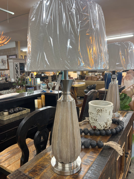Roanoke Table Lamp