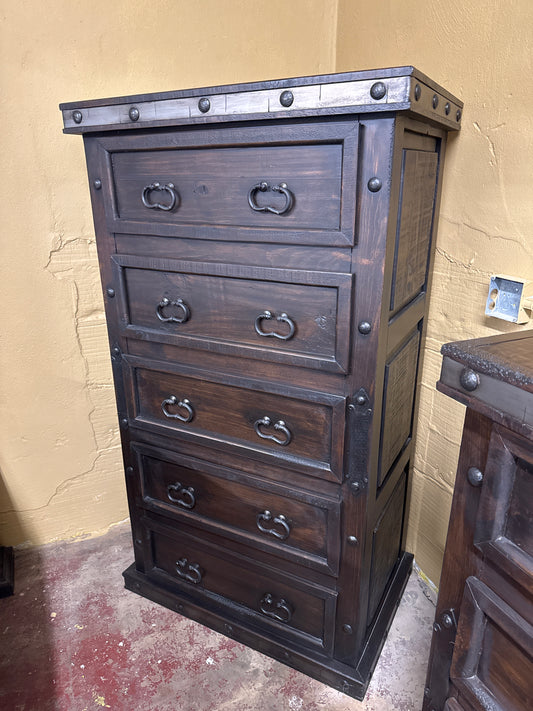 Lg Com 12 Chest 5Dwr.