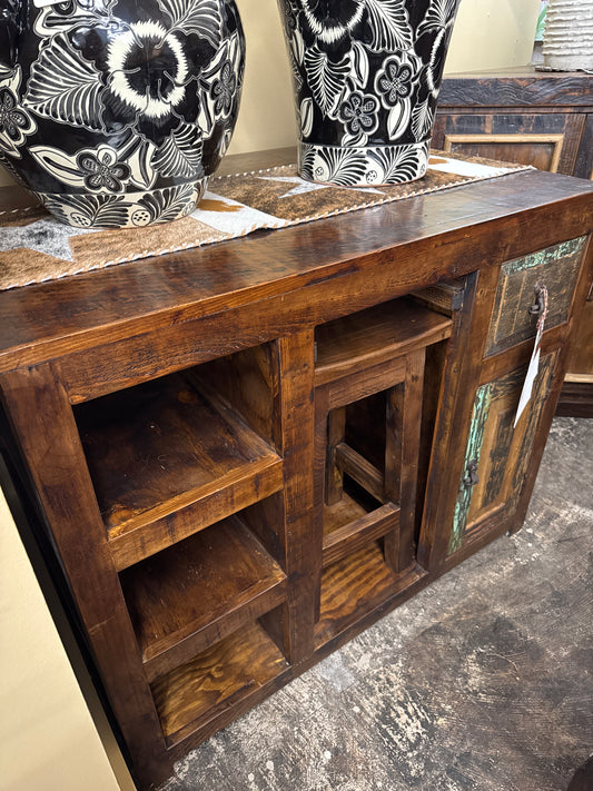 F4 kitchen island