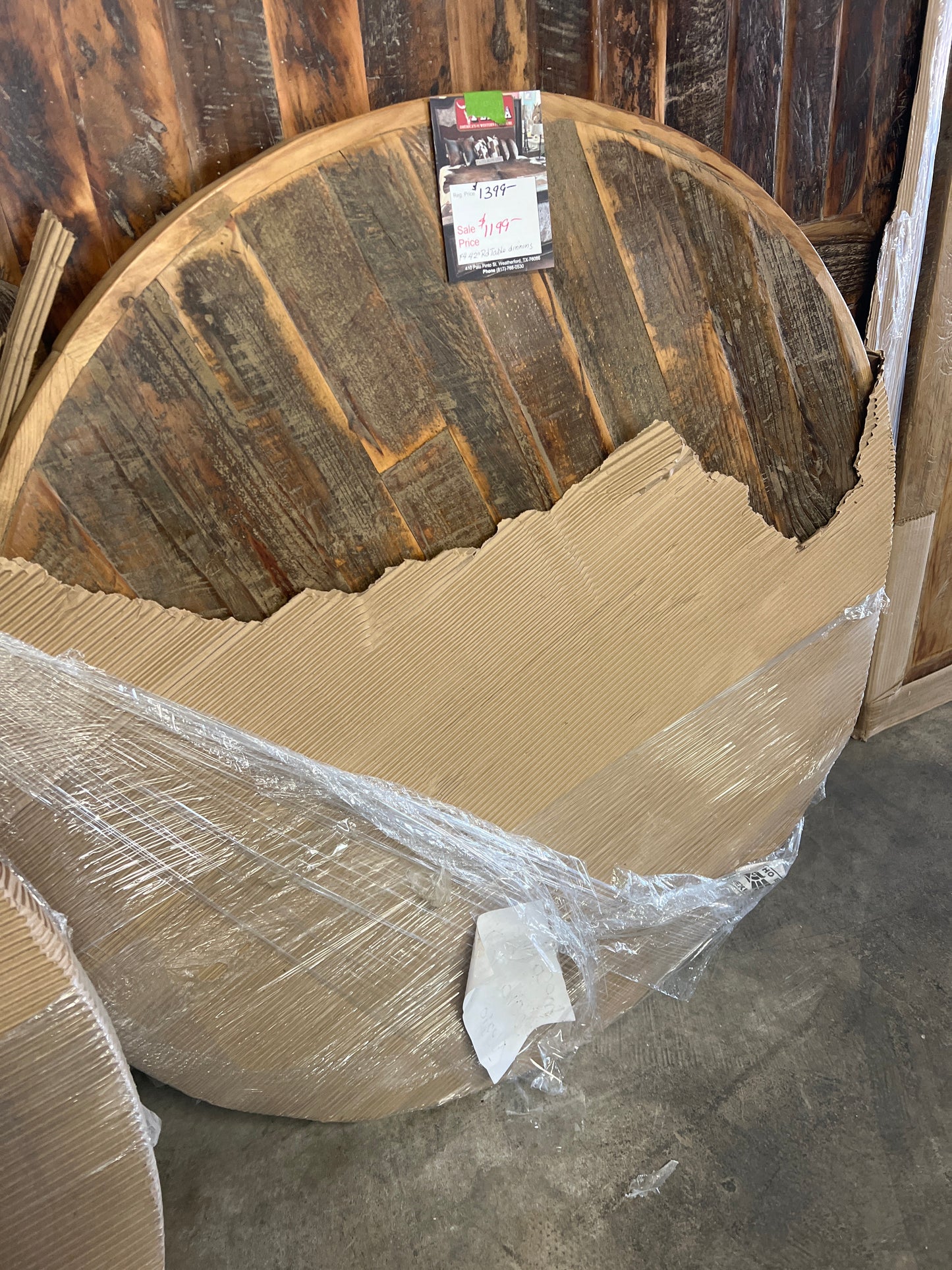 F4 42” Round Dinning Table