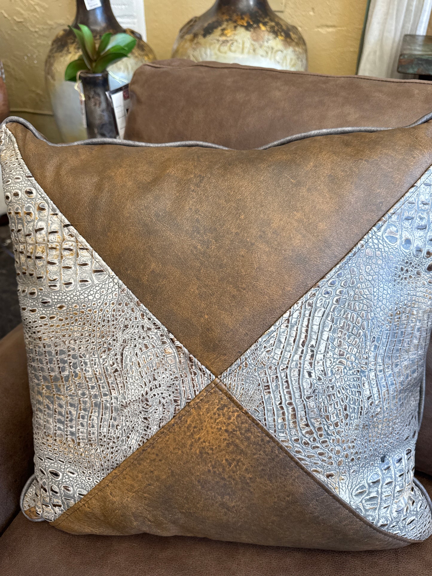 UL Pillow Leather and Crock 20*20