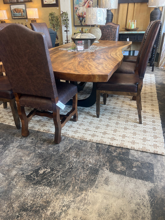 Ivory Natural 8x10 Rug