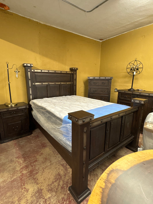 LG Cam00 Qs Hacienda Bed