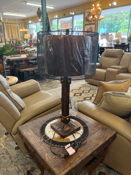Crestview Black/Bronze Lamp
