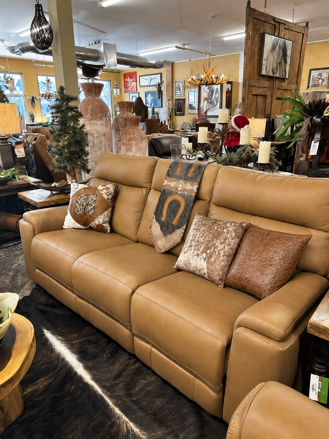 LI Bryan Sofa EH310 Tuscan color