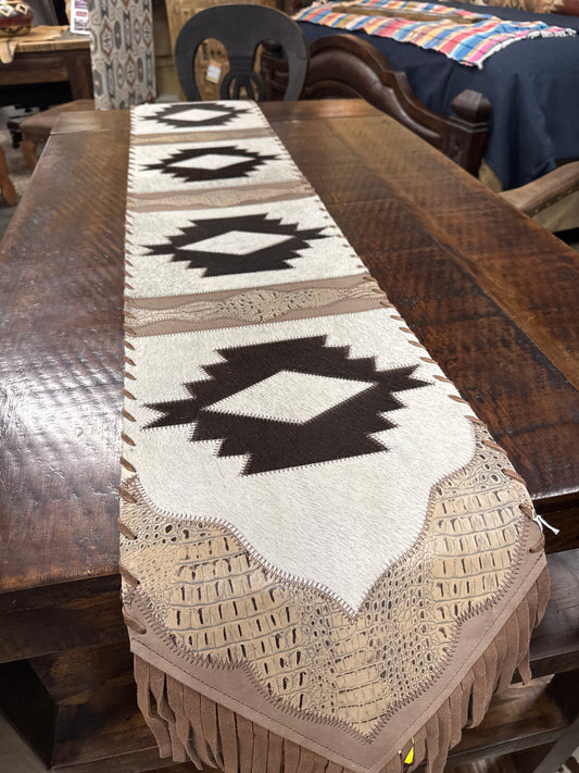 Table Runner Model 1 - Navajo, Laced Border, Size 1'X6'