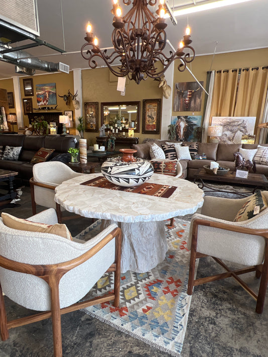 Camilla RD Dining Table