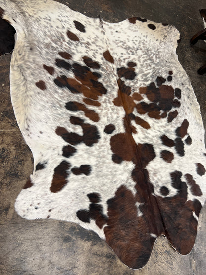 CO COWHIDES MED