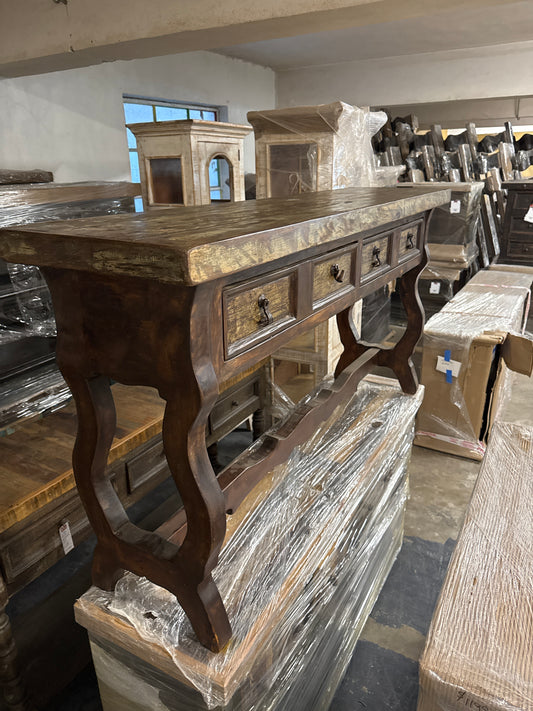 F4 Yugo Sofa Table