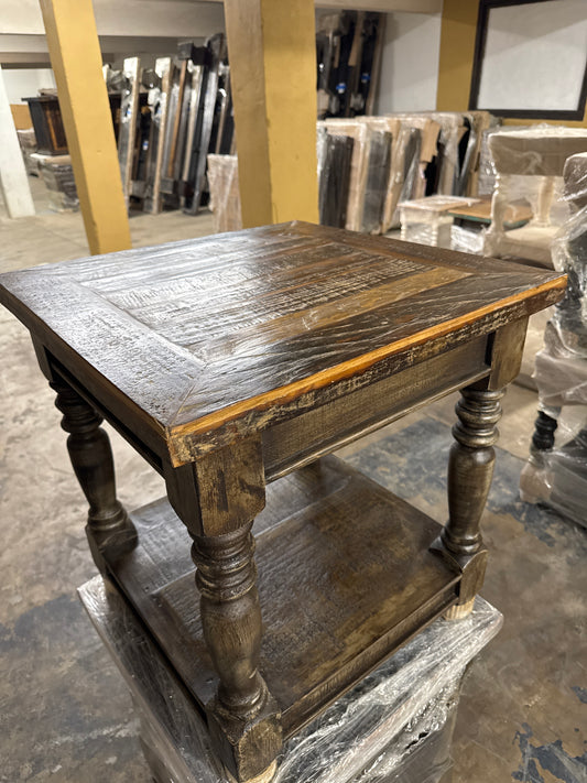 F4 Liliana Square End Table Alexandra /Cascade