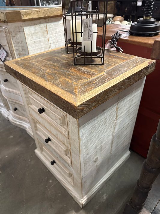 F4 SM Night Stand