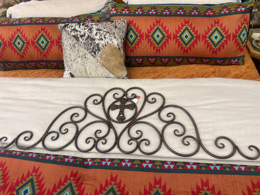 Metal Cross Scroll