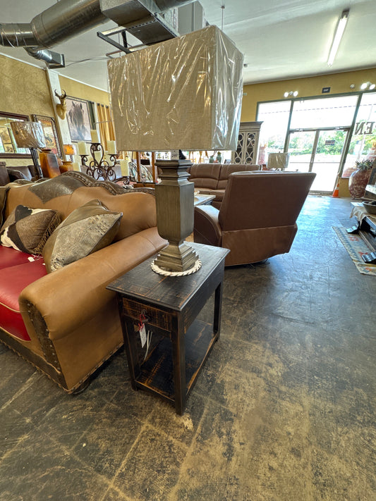 F5 Sm End Table