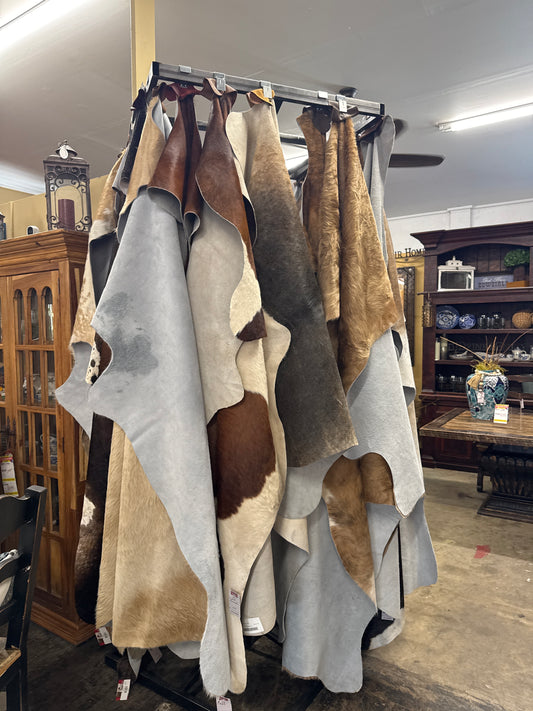 Cowhide Assorted Colors Large Size (3-5 sqm)  CPNASSOR3A