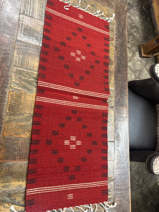 ES Sm Table Runner 16”*3’3”