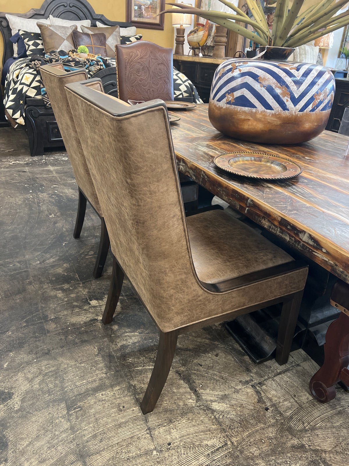 IFD6632CHU CHAIR BROWN