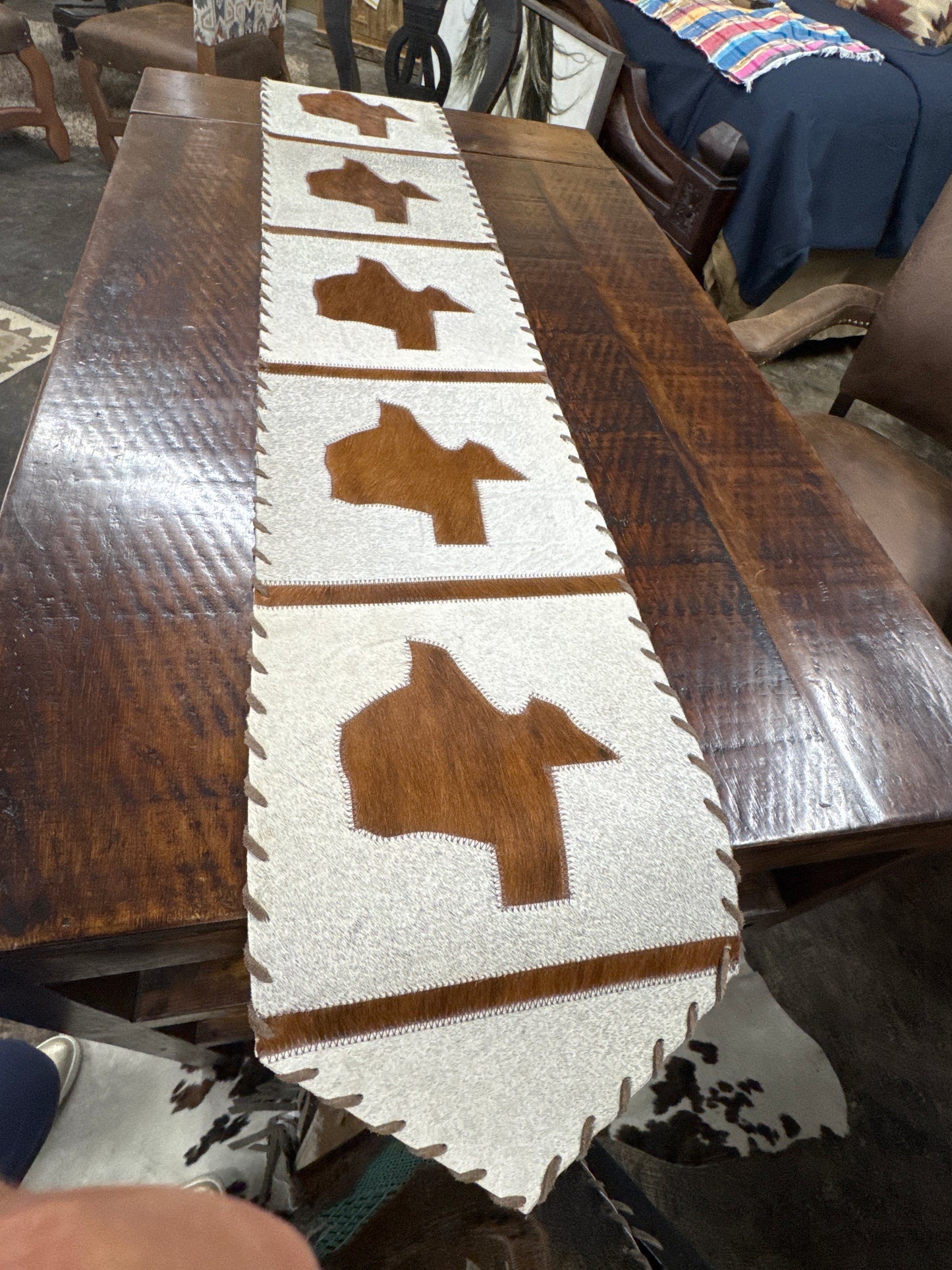 Table Runner Model 1 - Texas Map (All Panels Same Direction), Laced Border, Size 1'X6'  00054750
