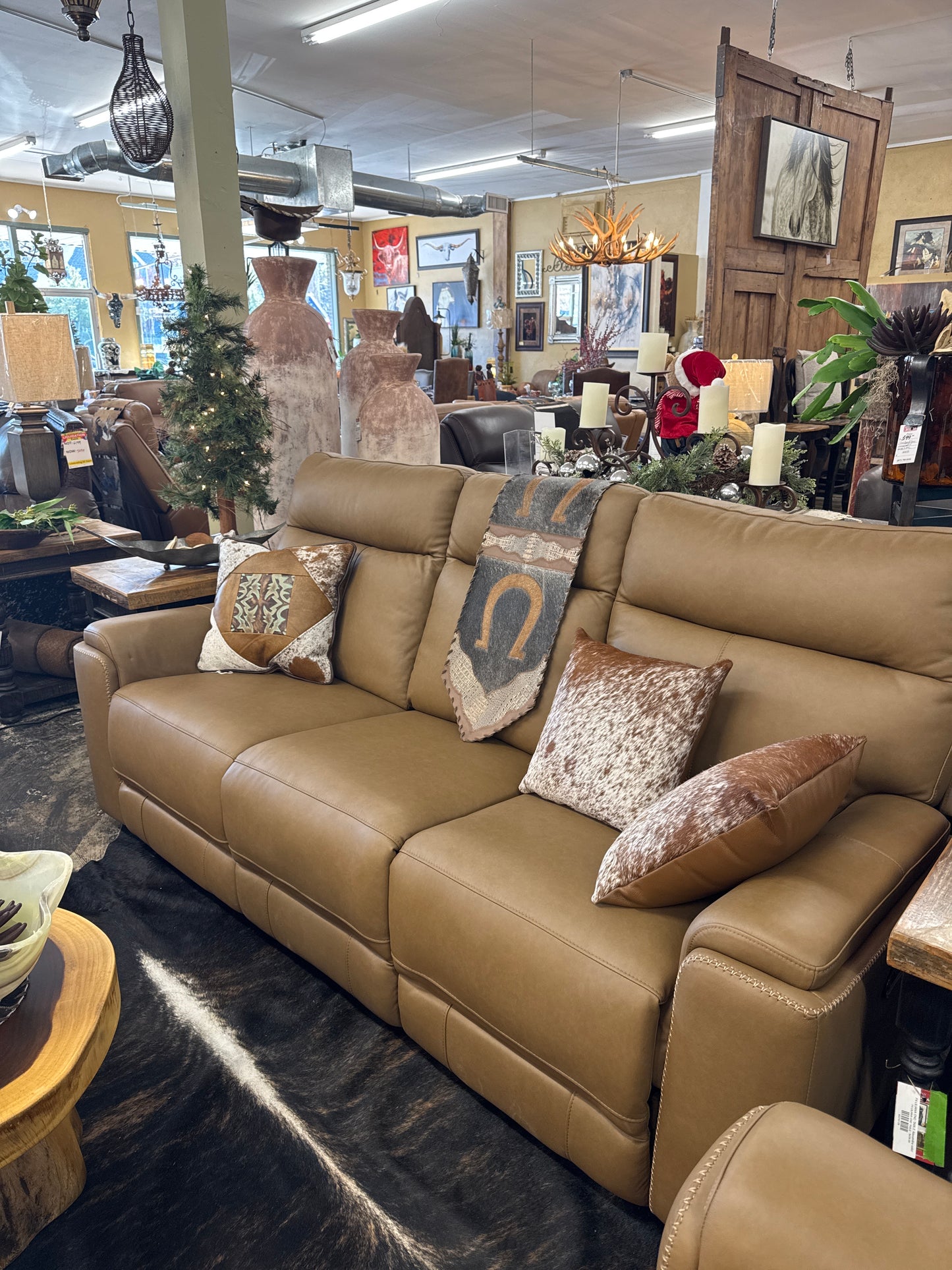 LI Bryan Sofa EH310 Tuscan color