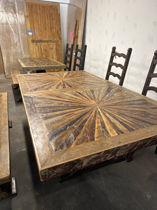 F4 7ft sunburst table