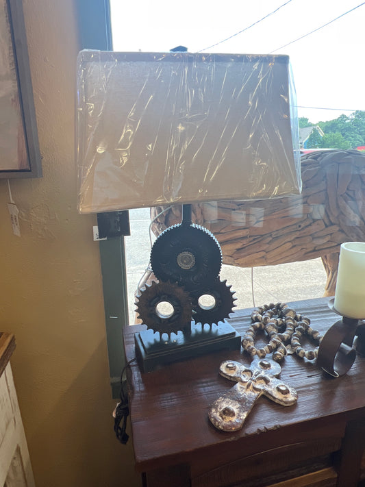 Crestview Gear Lamp