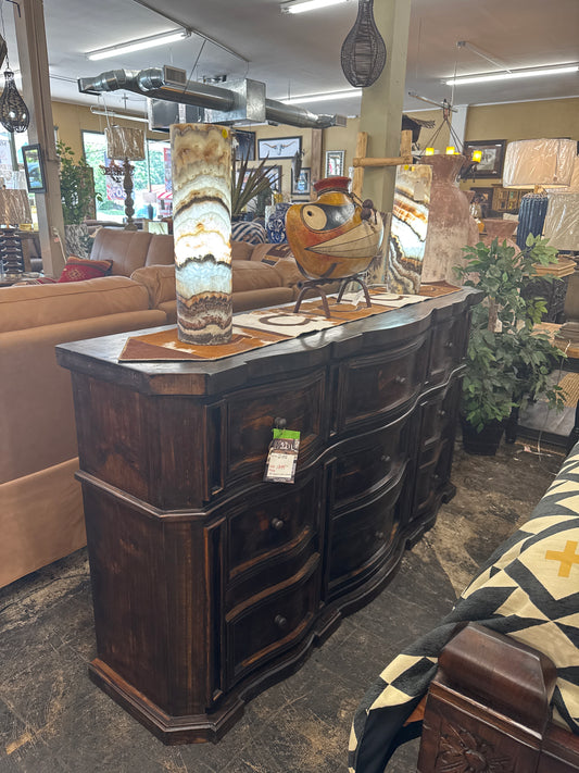 F4 Dresser 1 Tone Old Wood