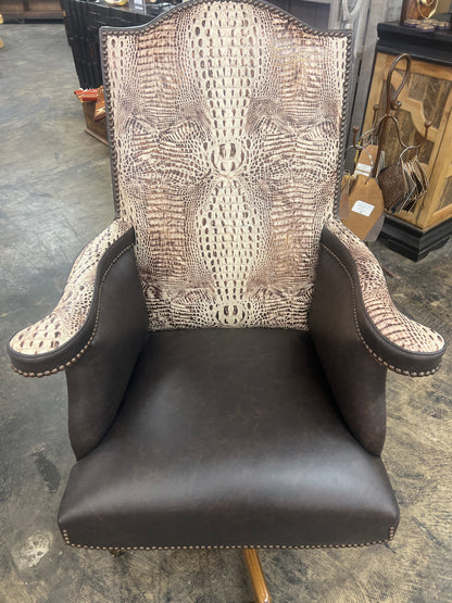 FD Executive Desk Chair