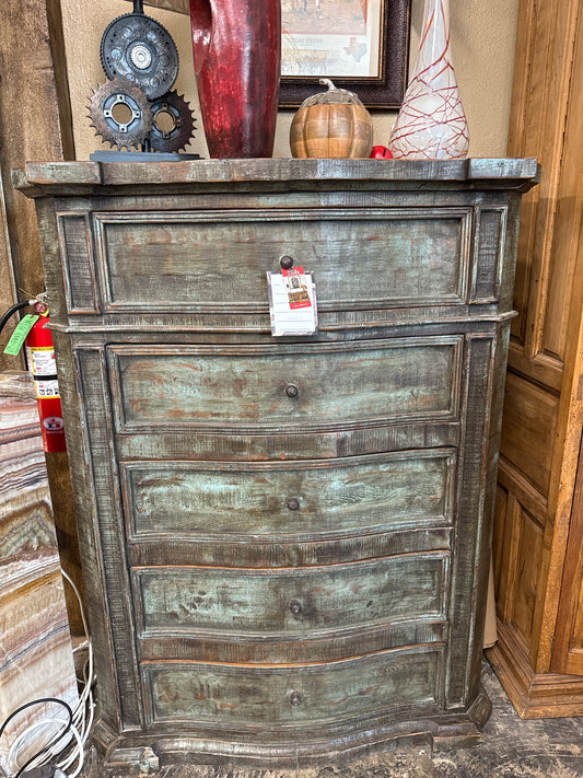 F4 Turquoise chest Close out color