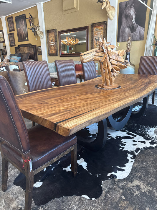 Parotta Dining Table