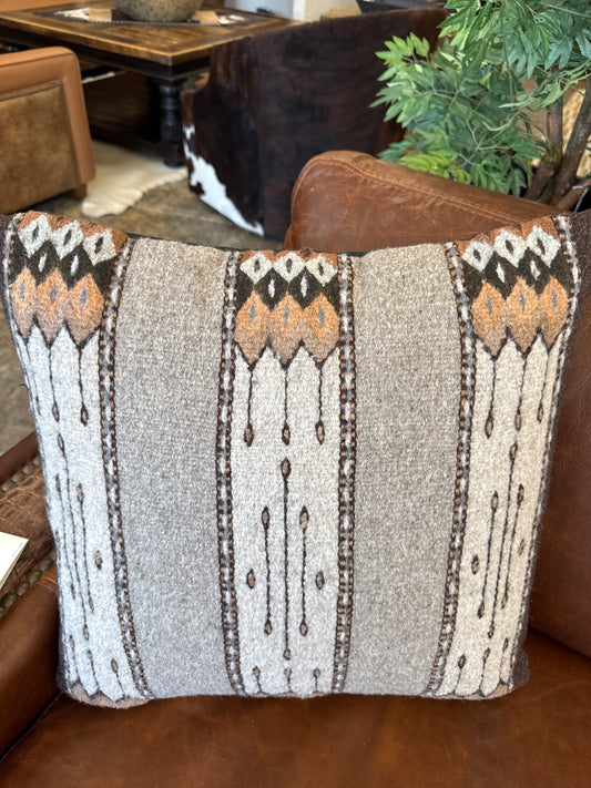 Wool Pillow 18”*18”