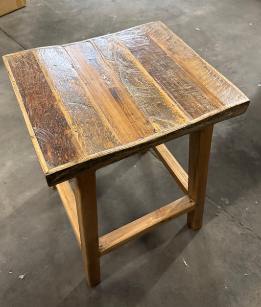 F4 24 inch Stool Natural