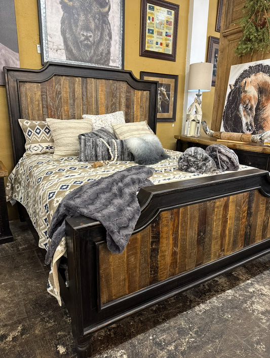 F4 Cara KS Bed Black