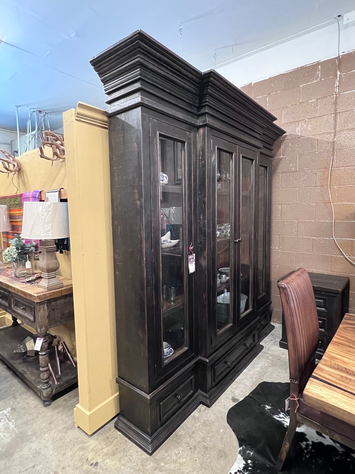 F3 LAUGHTON DISPLAY CABINET ANTIQUE BLACK